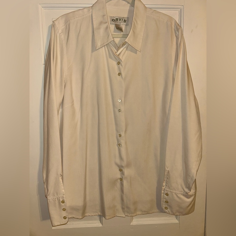 Orvis women’s pearl button down
